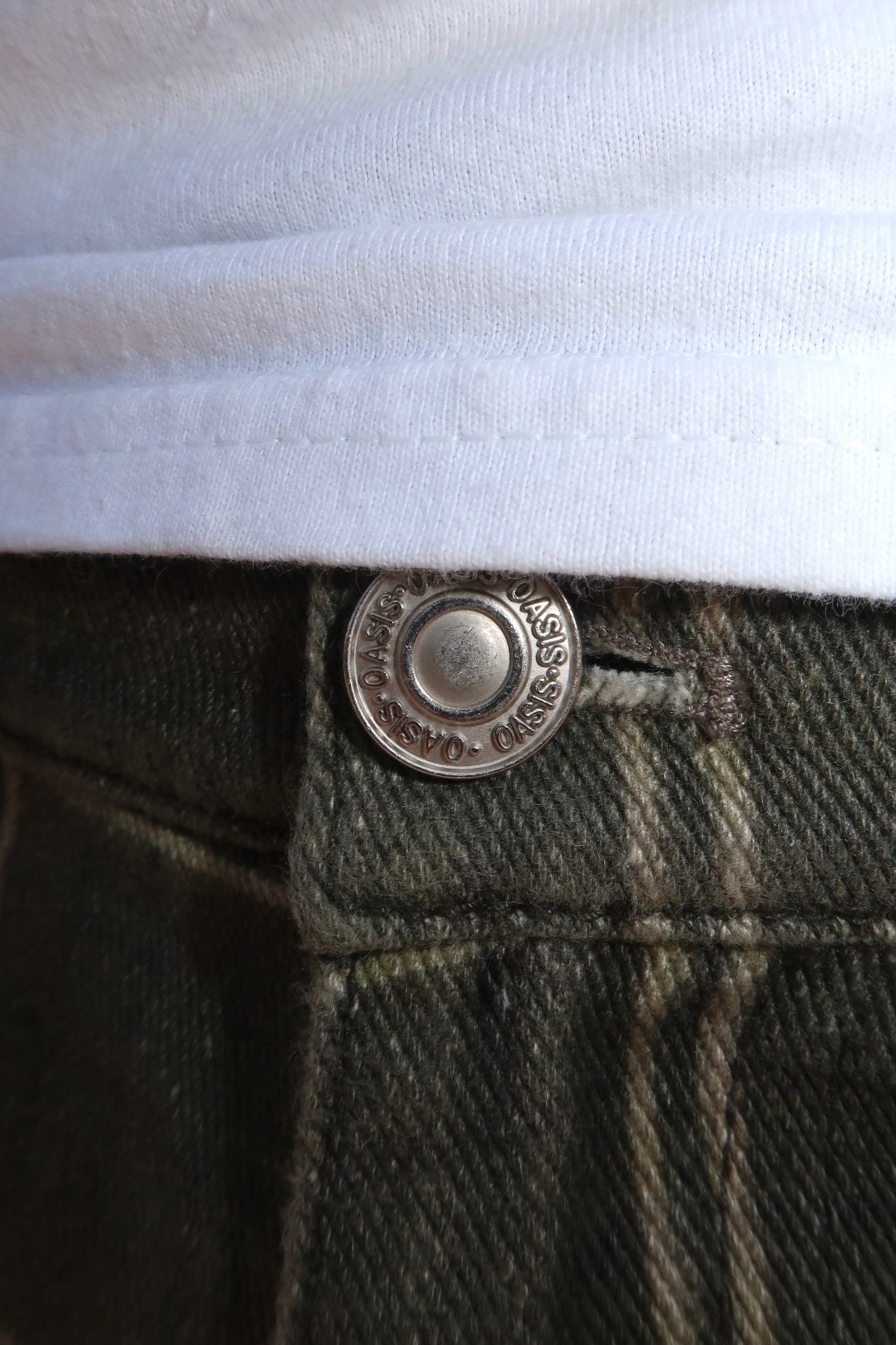 "olive plaid short"