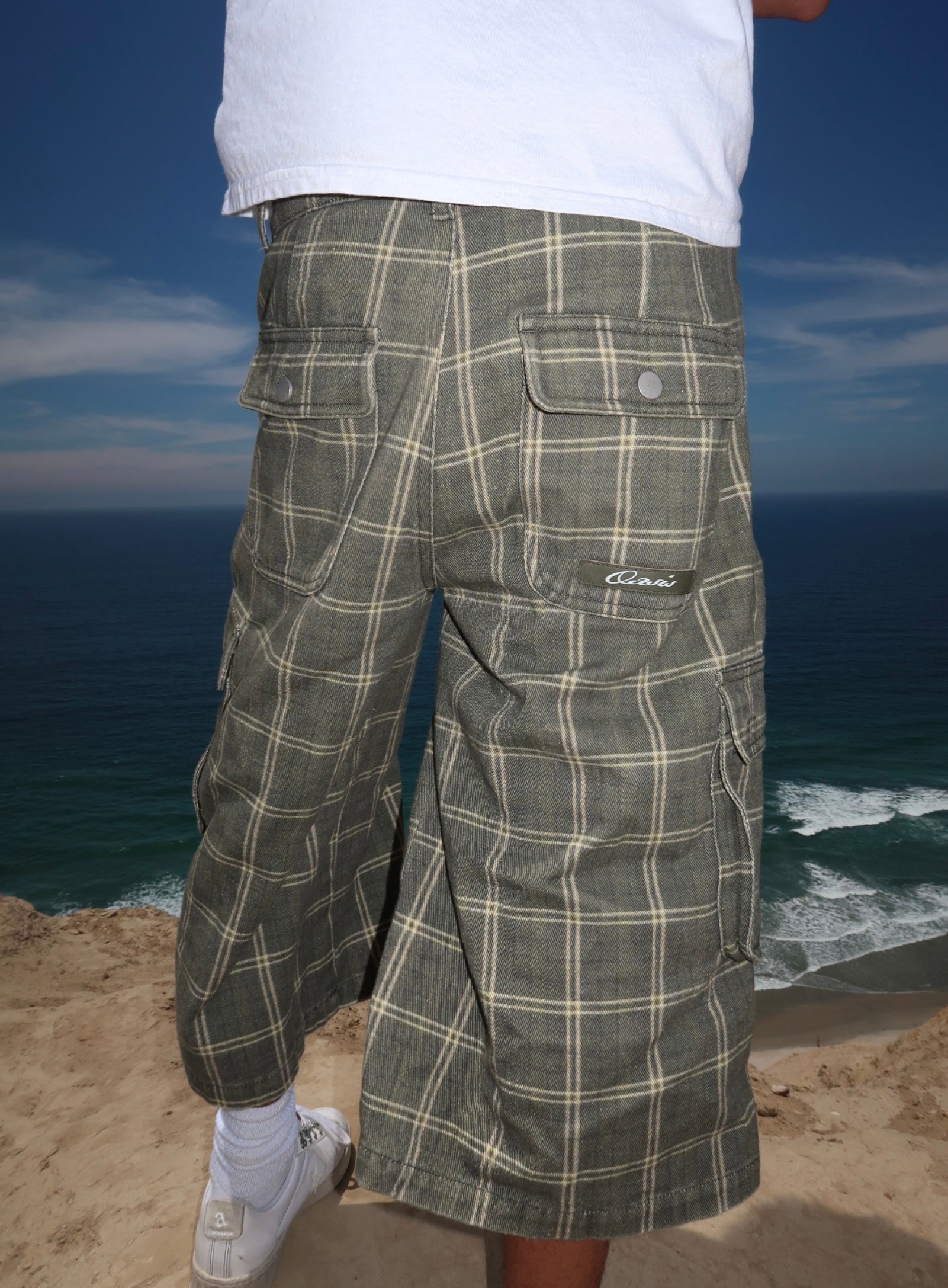 "olive plaid short"